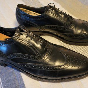 Florsheim Imperial Short Wing 92329 men's wingtip dress shoe. Size 10.5